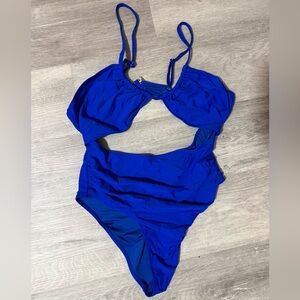 Blooming Jelly Cut-Out One Piece Swimsuit
